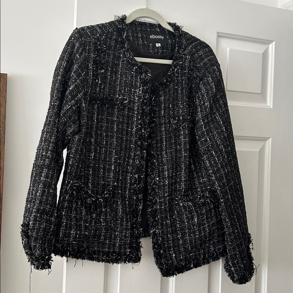 Elevated light fabric Black and white Tweed jacket